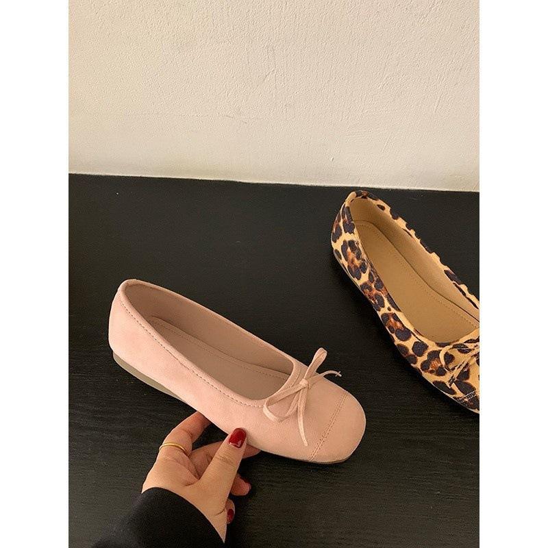 Туфли женские с плоской подошвой и неглубоким горлом 2025 года, новые весенне-летние туфли-бини с одной педалью, туфли Мэри Джейн, нежные вечерние туфли, женская обувь