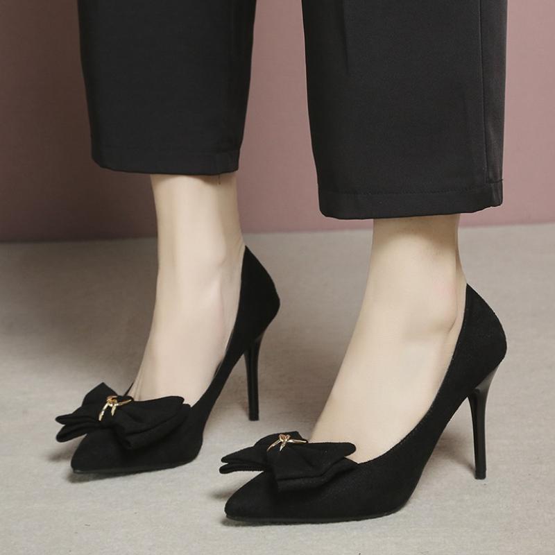 Модные высокие каблуки Тонкие каблуки 2025 Новые замшевые Остроносые Темпераментные женские туфли Стразы Французский стиль Одинарные туфли для девочек