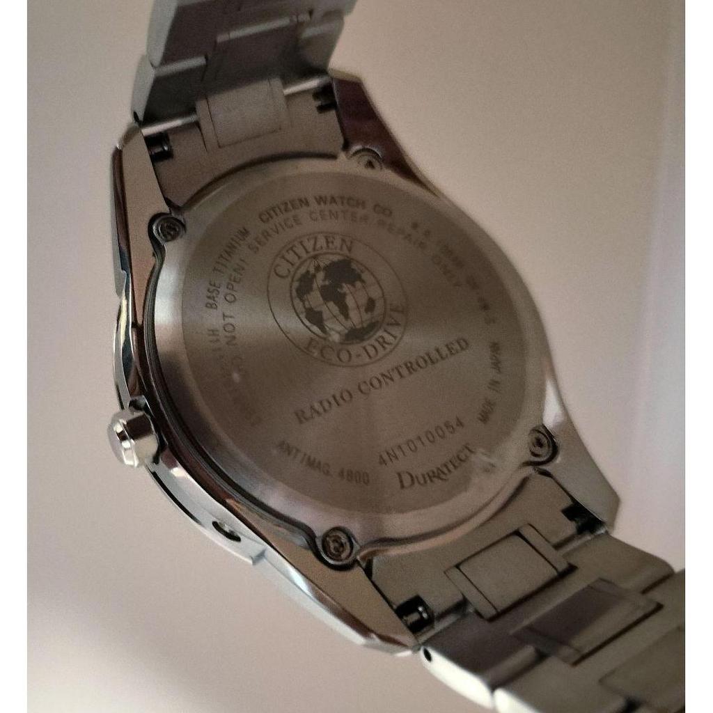 Б/у, в хорошем состоянии, Citizen Exceed, часы на солнечной батарее с радиосинхронизацией, H111-T016952