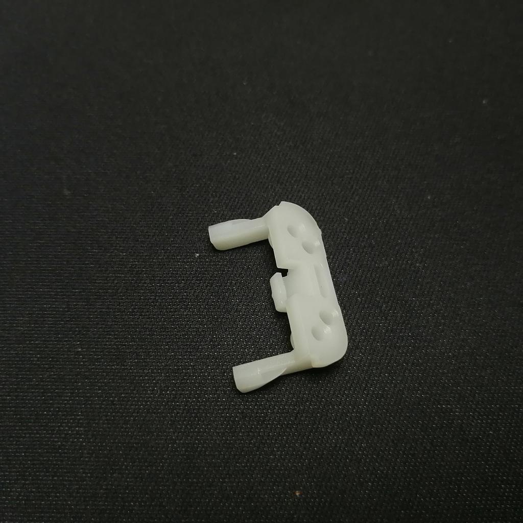 White Backing Plastic Piece Replacement Part for WAHL 5537C 5598 9653 9898L 9899L 9937 9984 9994 SS2L 9860 9860L 9885L Blade
