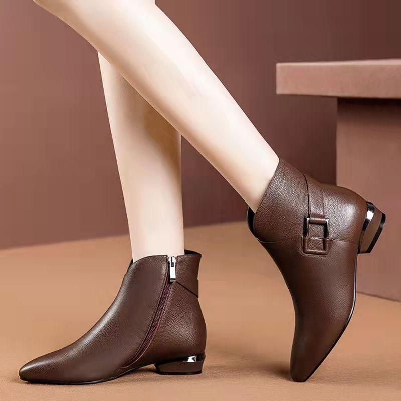 New Fashion Pointed Thick Heel Short Boots Women's Low Heel Belt Buckle Fashion Boots