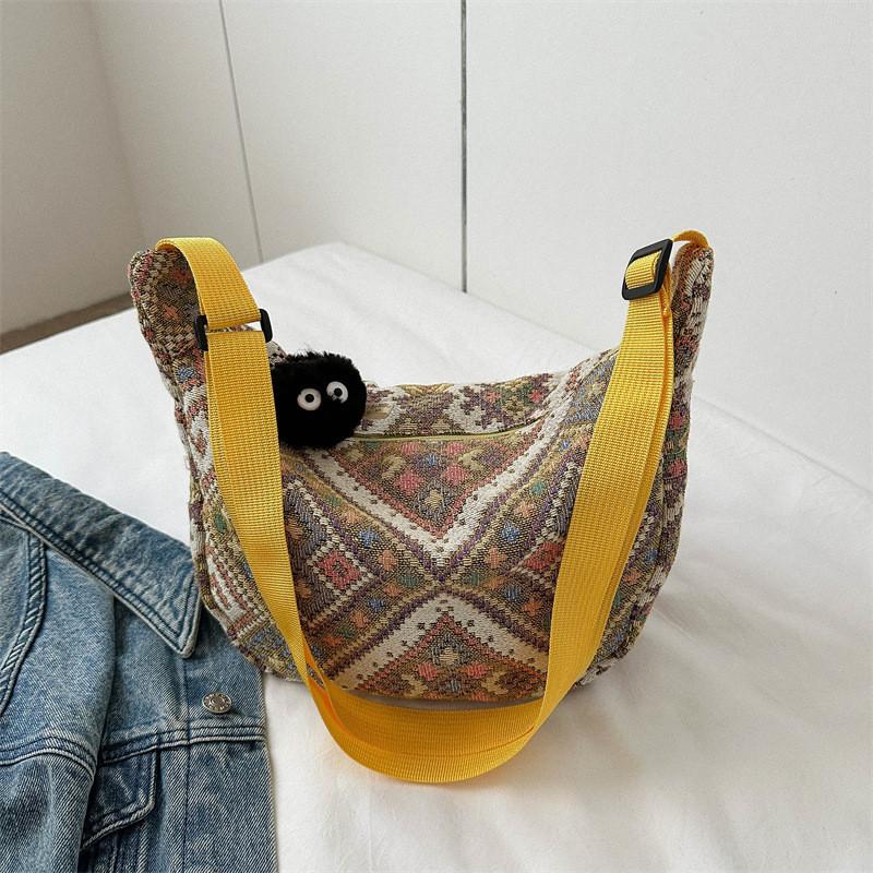 Fashionable 2023 Fall Trendy Shoulder Bag Chic Street Style Dumpling Bag In Canvas