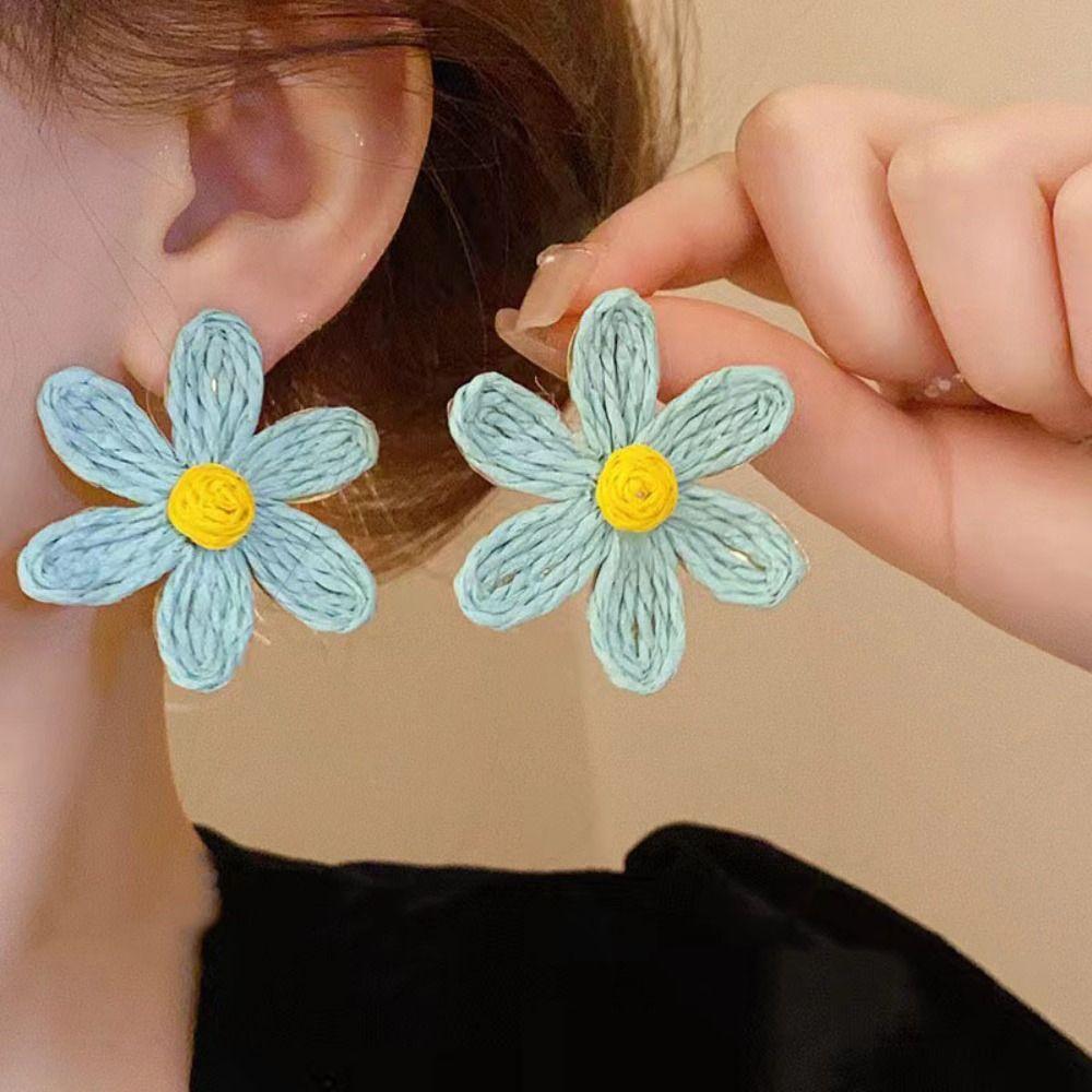 Серьги в этническом стиле с подсолнухами, серьги-гвоздики из рафии, милые плетеные аксессуары для ушей, пляж