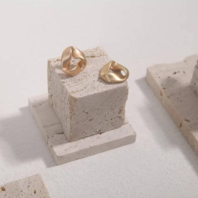 Мраморная Подставка для Креативной Демонстрации Ювелирных Изделий Геометрическая Подставка для Колец Серег Ожерелий Роскошный Витринный Реквизит Прилавок Женская Подставка для Демонстрации Ювелирных Изделий Упаковка Украшения Поднос