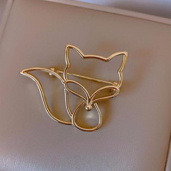 Women Brooch Hollow Fox Decor Stainless Exquisite Anti-slip Wear-resistant Coat Collar Hat Scarf Decoration Clothes Pin Garment Jewelry