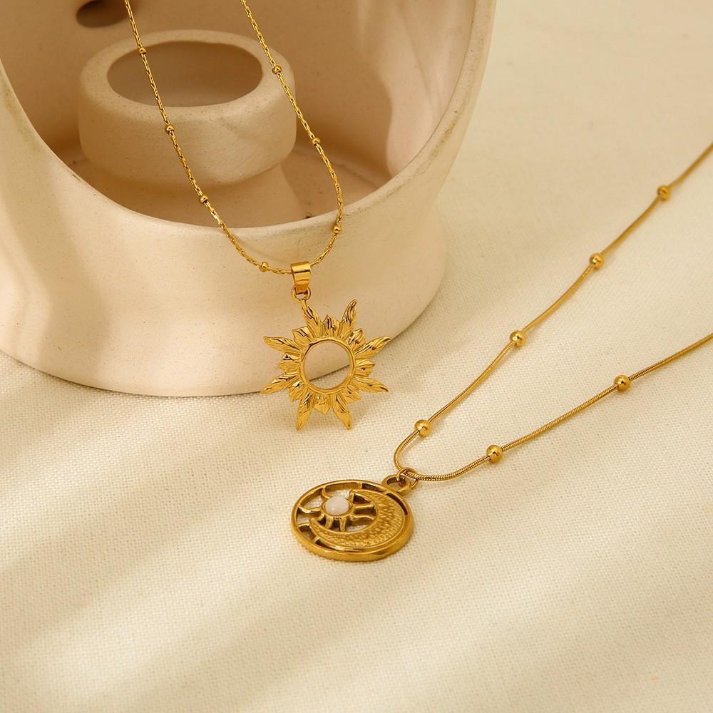 European and American retro moon sunflower pendant necklace stainless steel plated 18k gold jewelry accessories niche design