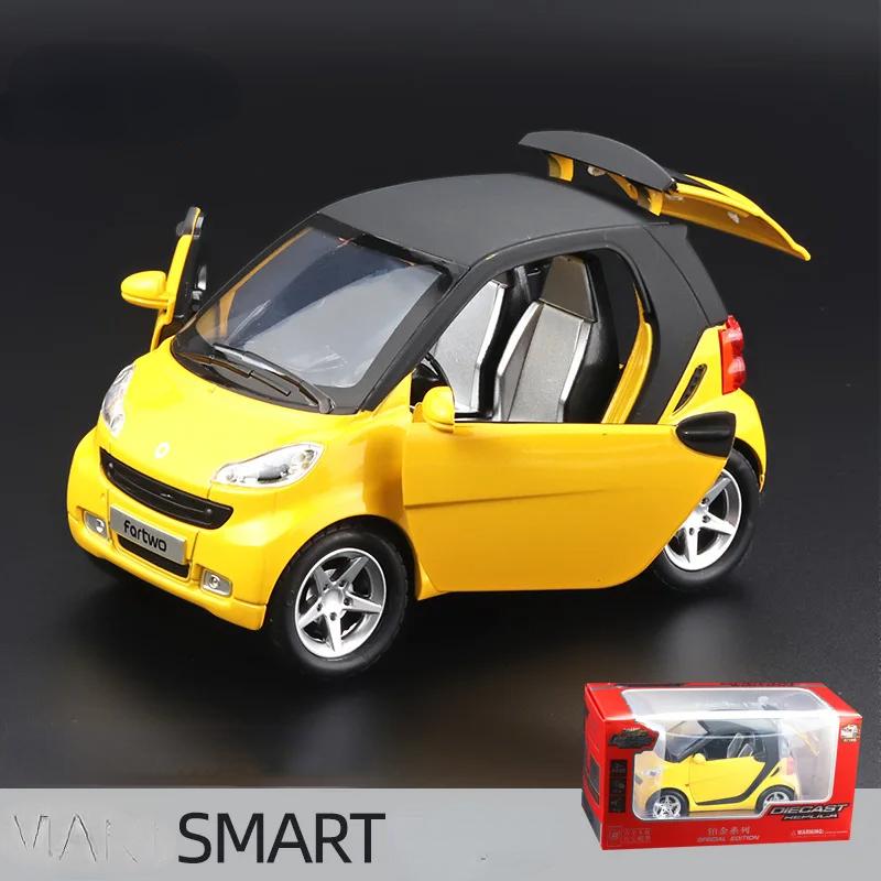 ABAC1 1:32 Smart Alloy Car Model Simulation Sound And Light Pull Back Toy Car Boy Collection Decoration Gift