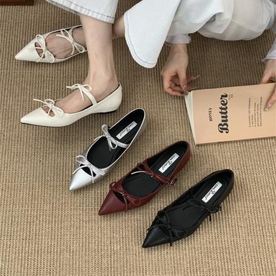 2025 весна новый французский ретро острый носок мелкий вырез плоская подошва модный темперамент универсальные весенне-летние одинарные туфли