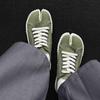 New Casual Split-Toe Shoes Commuter Board Shoes Personalized Cookie Shoes Men'S Retro Classic Fashion