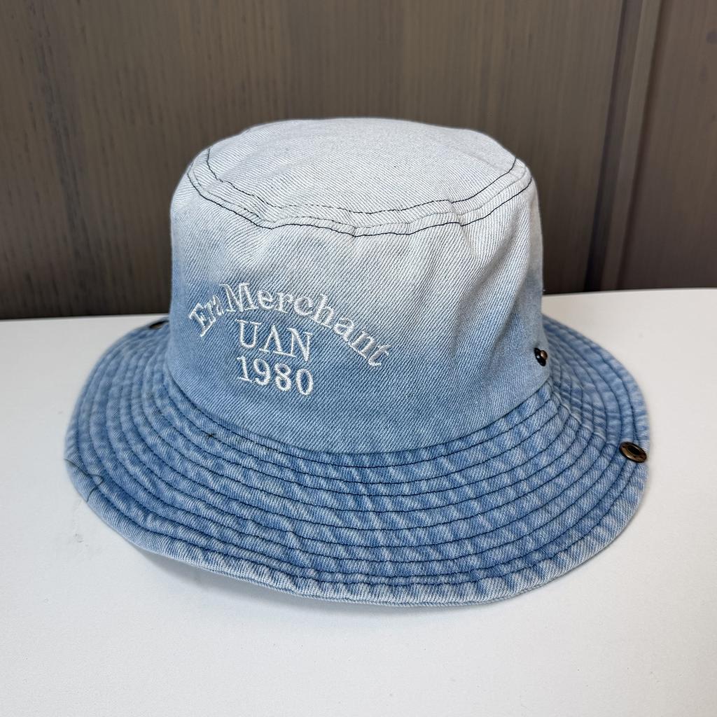 Gradual change embroidery letters cowboy mountaineering hat women's big eaves bucket hat big head circumference showing face small mountaineering sun