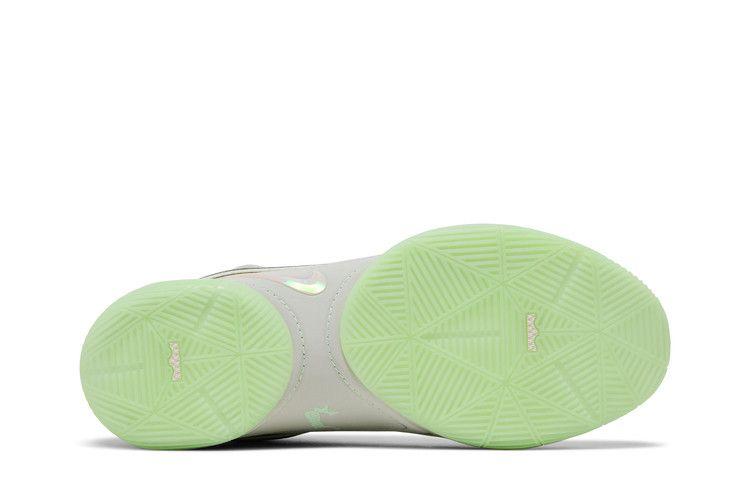 Men's Sneakers Nike LeBron 22 Dunkman (Translucent Outsole) Light Bone/Vapor Green/Soft Pearl