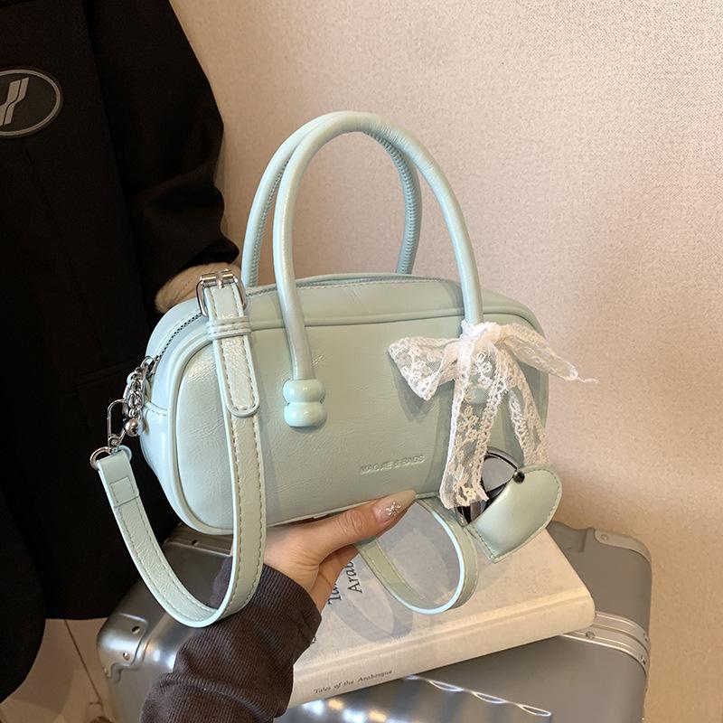 Сумка большой вместимости женская весна-лето ретро 2025 новая повседневная сумка-мессенджер универсальная портативная рабочая сумка-подушка для поездок