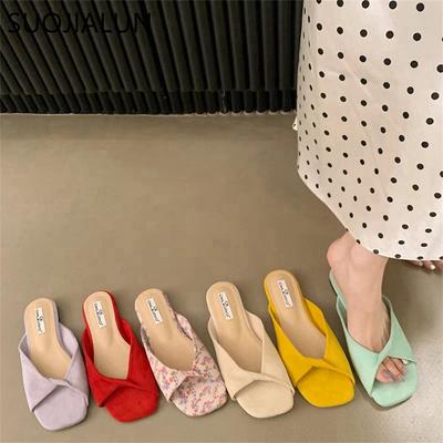 Модные летние женские шлепанцы SUOJIALUN 2025 новых конфетных цветов, модные шлепанцы с открытым носком, мягкая плоская подошва, для улицы, для платья, пляжные сандалии