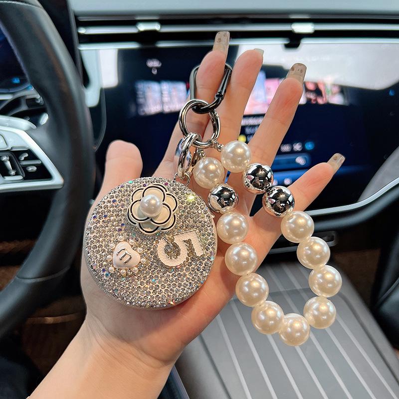 Корейский брелок-зеркало для макияжа «Камелия», украшенное бриллиантами, с ниткой бусин