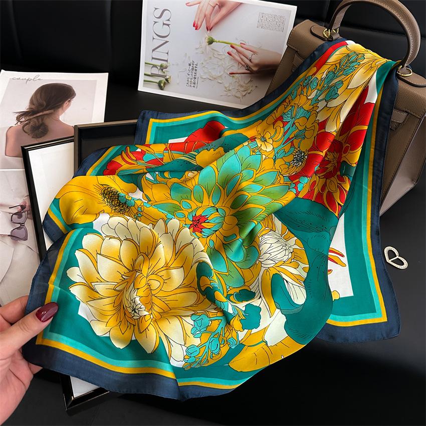 Geometric Color Matching Simulation Silk 70 Small Square Scarf Printed Silk Scarf Women'S Thin Scarf Sunscreen Headscarf