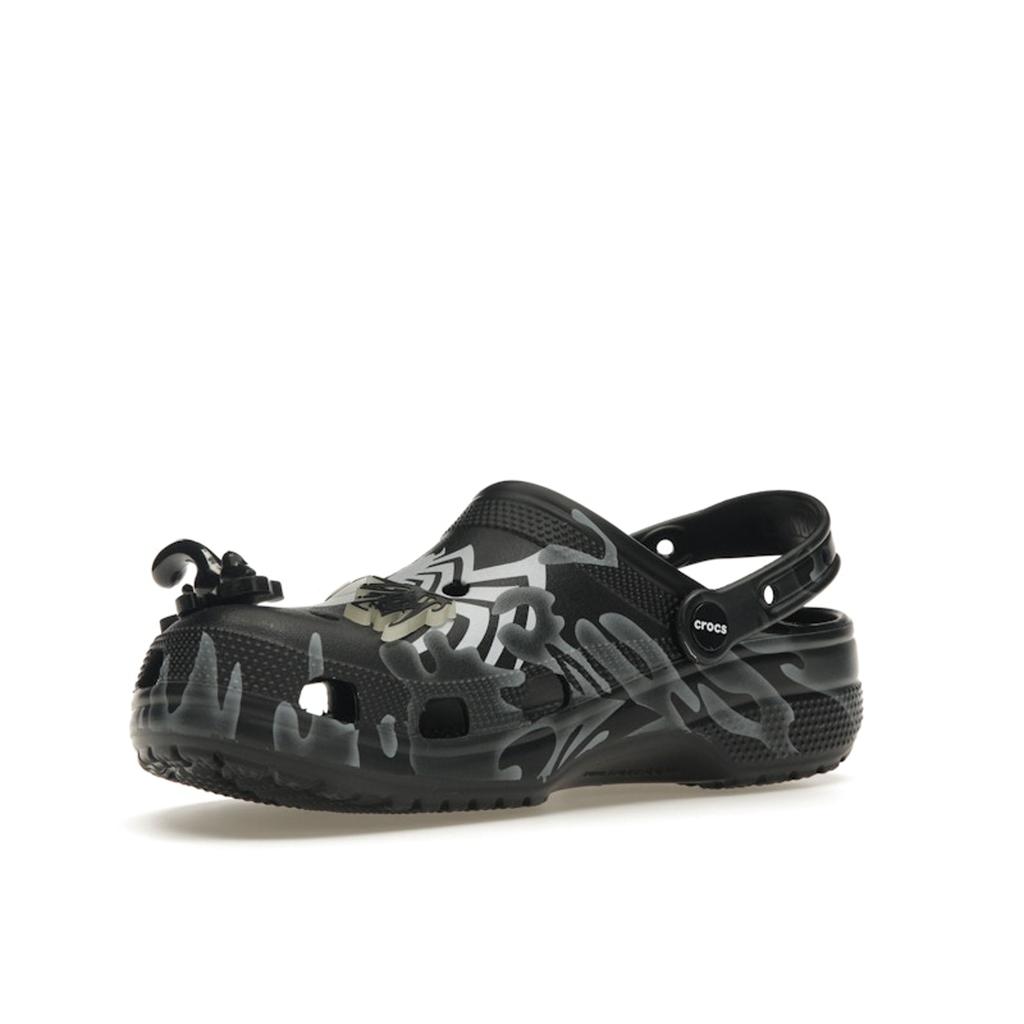 Crocs Кроссовки унисекс Marvel x Classic Clog Venom Черные 208864-001
