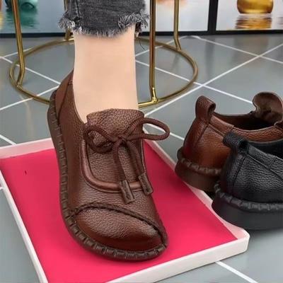 Туфли на одной педали из мягкой кожи на мягкой подошве на шнуровке средней старости на плоском каблуке удобные одинарные туфли осень новые маленькие кожаные туфли