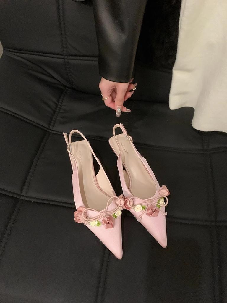 Французская красивая летняя 2024 новая сумка с цветочным атласным темпераментом, голова пустая, слово с сандалиями на тонком каблуке женские