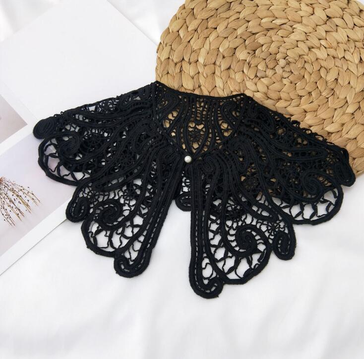 Vintage Shawl O-Neck Doll Fake Collar Shirt Women Hollow Crochet Lace False Collar Detachable Woman Half Shirt Faux Col