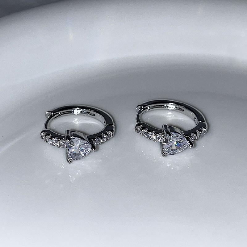 Y2K Heart-Shaped Color Imitation Opal Hoop Earrings For Women Exquisite Huggies Daily Party Accessories Trendy Jewelry