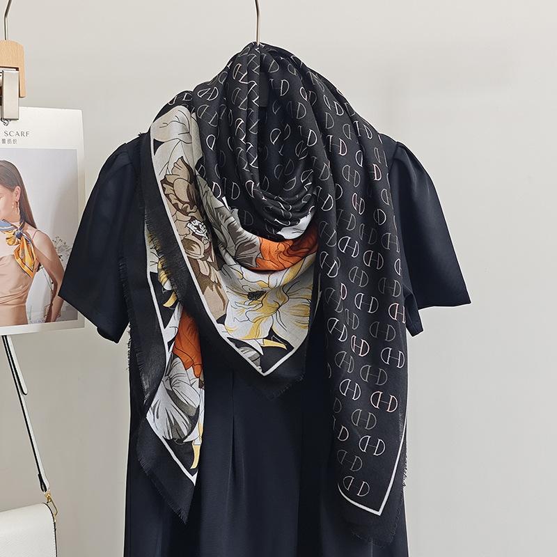 Design Sense Fashionable Fading Repeated D Letter Flower Print Scarf Women's Personality High Sense Light Luxury Temperament Shawl