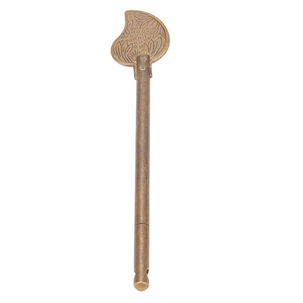 2pcs Leaf Shape Door Latch Locking Pin Brass Box Latch Locking Pin Antique Cabinet Key Latch Drawer