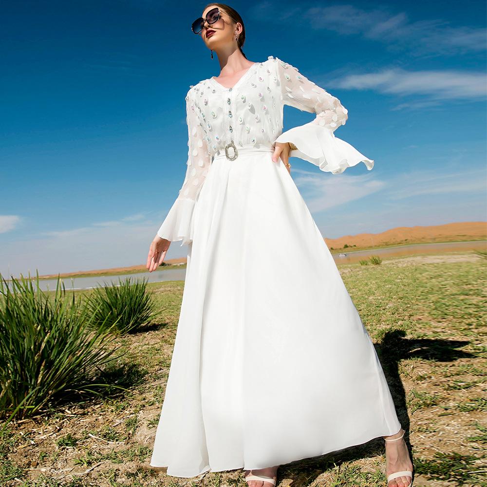 Ближневосточное мусульманское женское белое трехмерное вышитое красочными стразами тонкое свободное платье