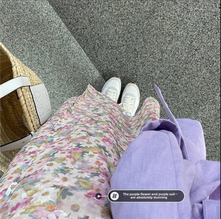 Летнее корейское платье средней длины из шифона с V-образным вырезом и цветочным принтом 2025 года для студенток