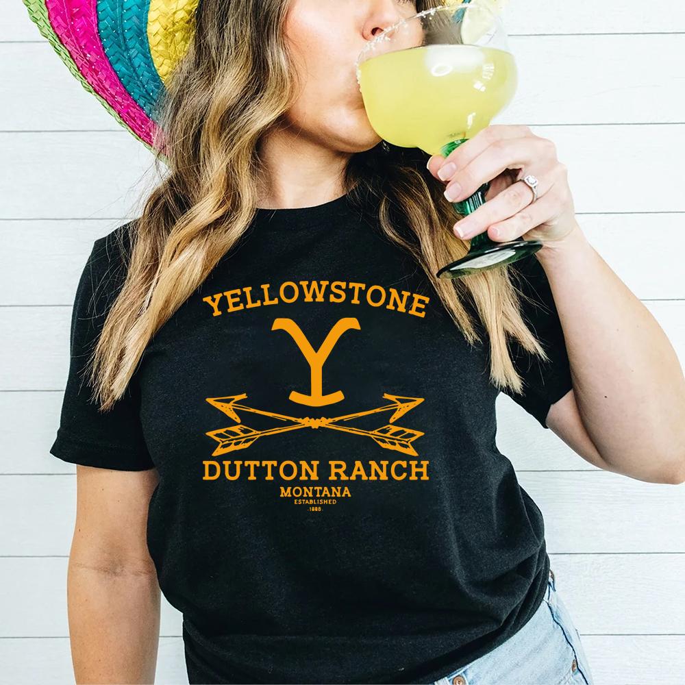 Dutton Ranch Tshirt Yellowstone Ranch Tees Beth Dutton Rip Wheeler Shirt Vintage Graphic Tee Short Sleeve Tee Gift for Fans