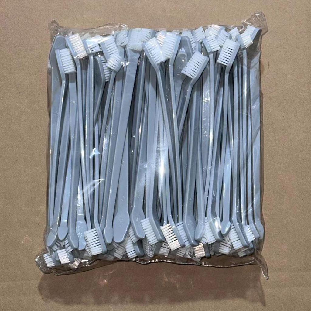 Двойная зубная щетка для домашних животных с длинной ручкой и мягкой щетиной для ухода за полостью рта собак.