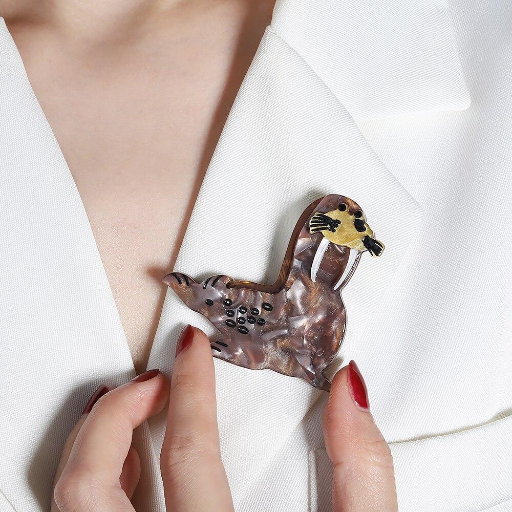 Blucome Акриловые броши ручной работы с изображением животных для женщин и мужчин, милые сидящие домашние животные, повседневная вечерние брошь, булавка, подарки, ювелирные аксессуары