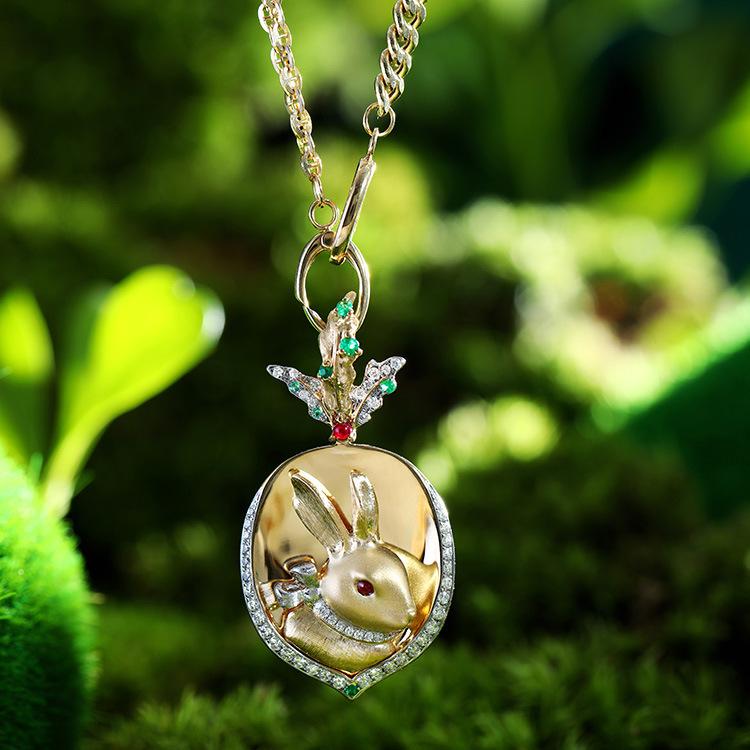 BELLA BOX Light Luxury Heavy Industry Ruby Rabbit Flower Pendant Suitable For Ladies Wedding Banquet High-end Jewelry
