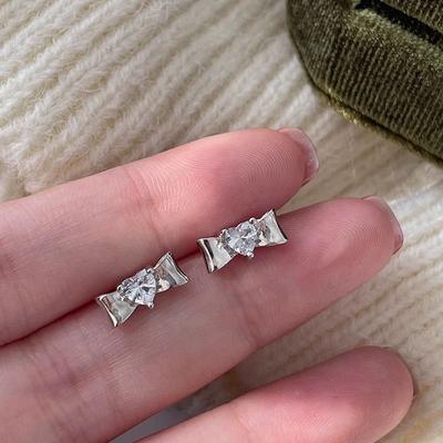 Серьги Bow Love для женщин с нишевым дизайном, новый стиль высокого класса