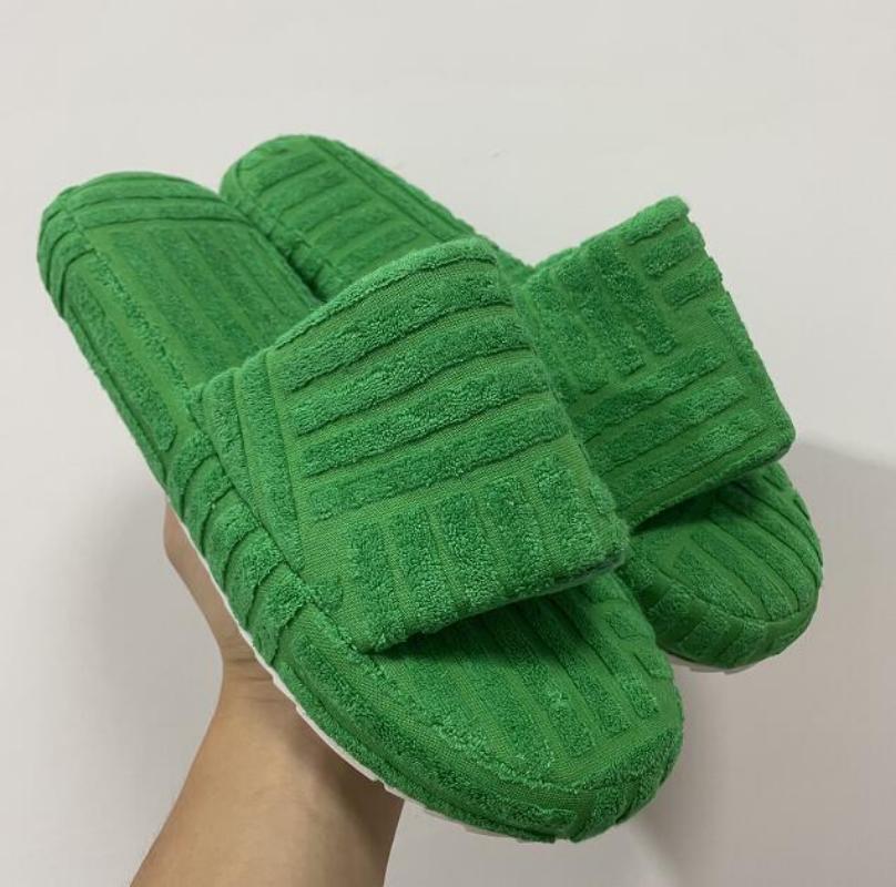 Luxury Brand Peep Toe Slippers Green Slides for Women Flat Shoes Outwear Plush Platform Female Floater Boots Plush Mules Clogs