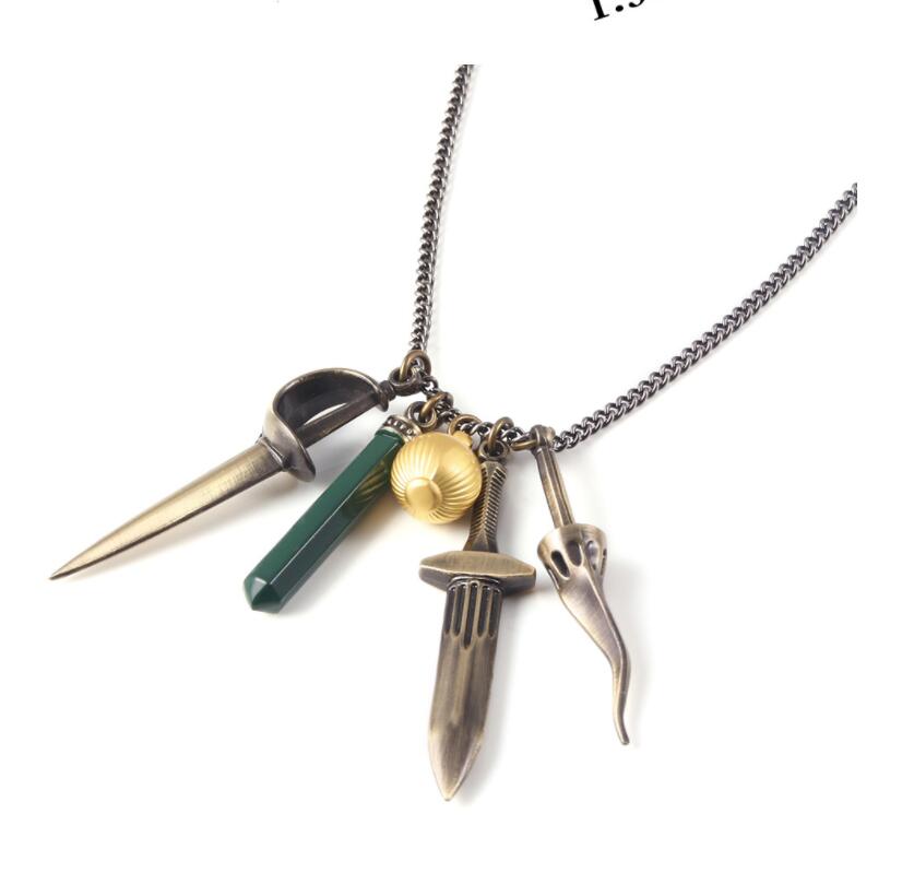 Дочь Леди Димитреску Косплей Костюм Готическое Черное Длинное Платье с Капюшоном Вампир Белла Кассандра Хэллоуин Средневековый костюм