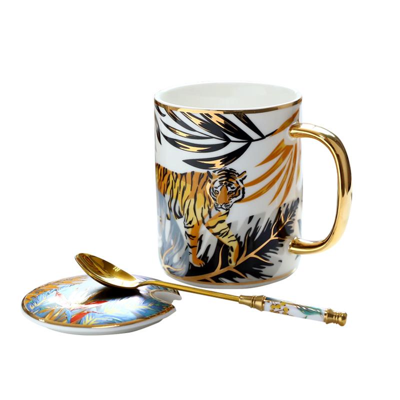 Luxury Ceramic Mug Set with Lid And Spoon Animal Pattern Coffee Cup for Milk Water Drinking Tea Party Home Drinkware Gift Box
