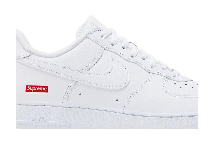 Nike Air Force 1 Low Supreme White