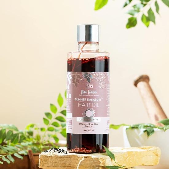 Летнее масло для волос Nat Habit Curry Sesame для жирных, нормальных, вьющихся, окрашенных волос с 16 травами, кокосом и амлой (100мл)