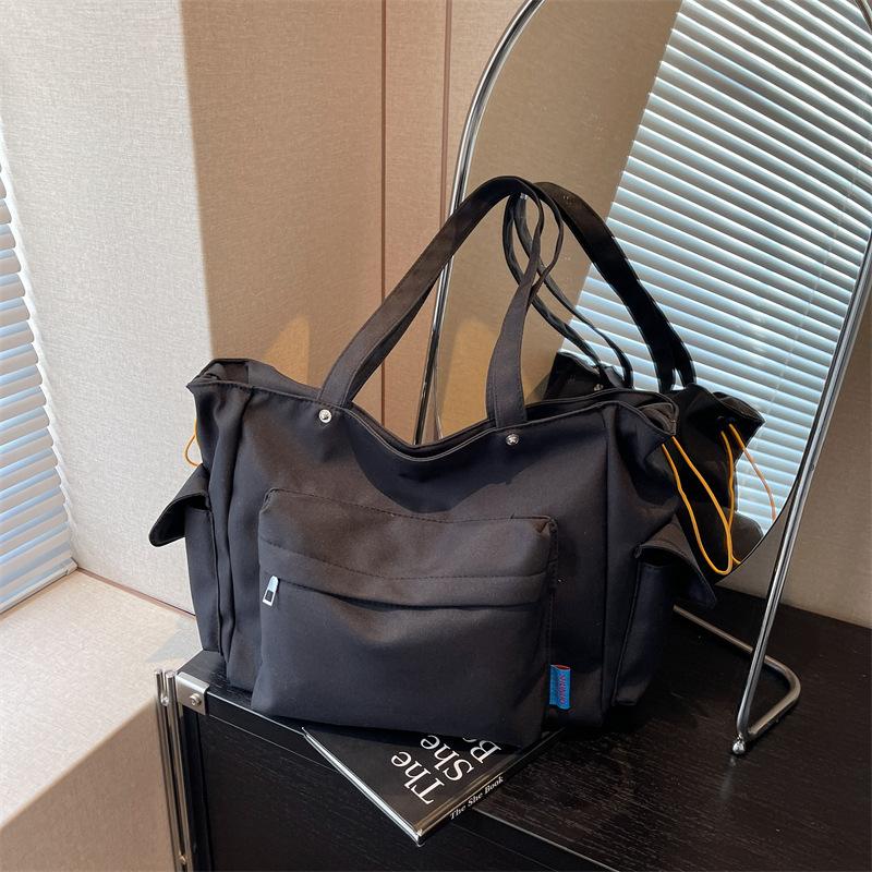 Сумка большой вместимости женская новая модная дорожная на плечо подмышку студенческая для учебы портативная сумка-тоут