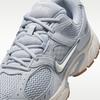 Nike V5 RNR Wolf Grey Gum