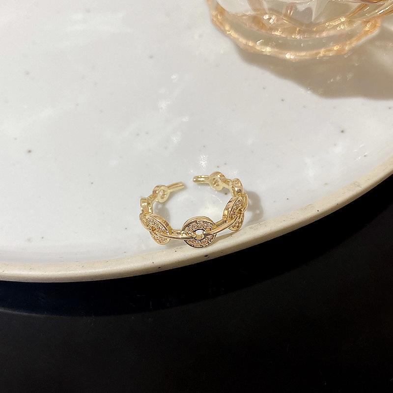 Korean Luxury Zircon Pearl Bow Ring - Vintage Niche Design, Women's Open Hand Jewelry