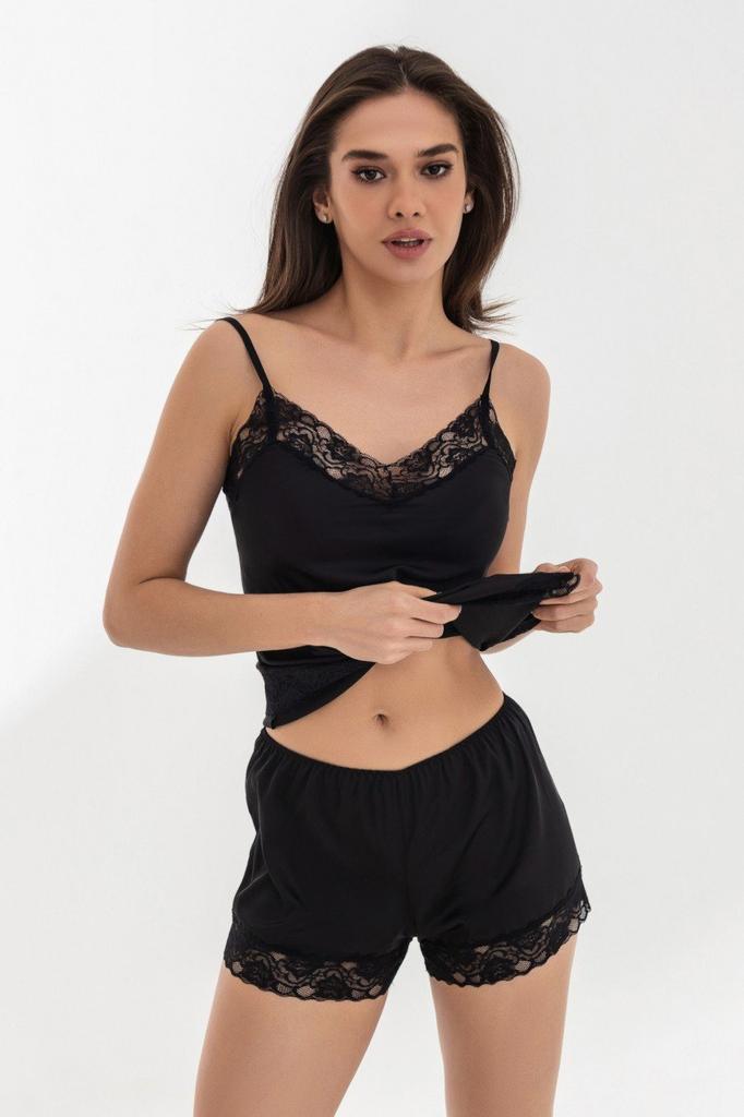 Set: Top and Shorts German Volf (74854)