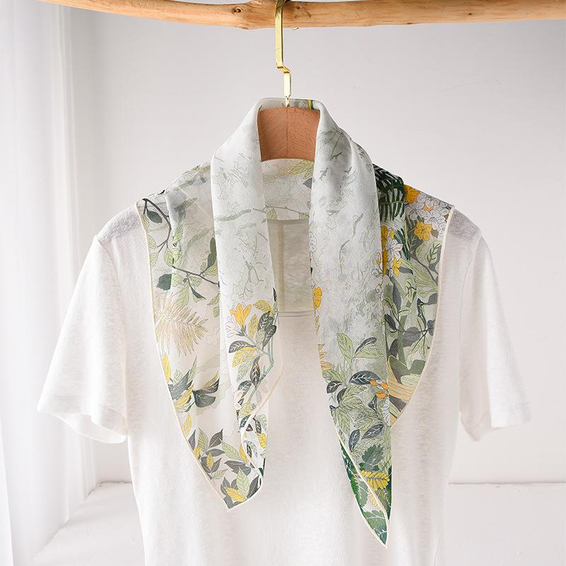 Korean version of thin georgette silk silk scarf women's travel sunscreen shawl travel square scarf headscarf wholesale