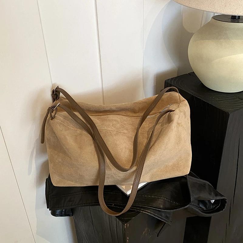 Большая вместительная однотонная бархатная сумка через плечо на молнии, простая модная сумка, мягкая, популярная, универсальная сумка высокого качества