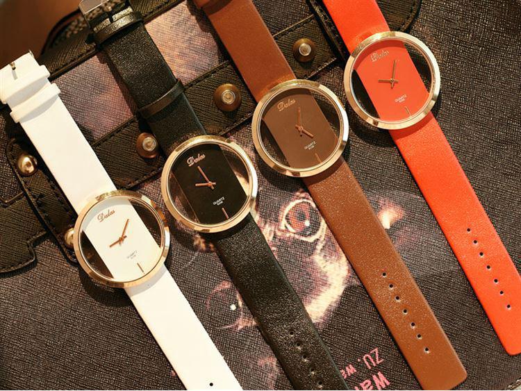 Модные повседневные часы-скелетоны с кожаным ремешком