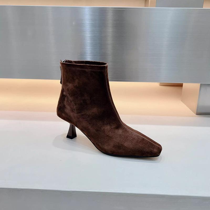 Женская обувь 2024 года, осень и зима, новые матовые короткие туфли-трубы с застежкой-молнией сзади, квадратный каблук и босоножки, модные короткие сапоги на высоком каблуке, бархат