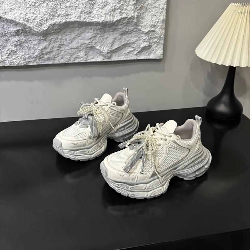 Парижская мода папы обувь женская 2025 новая толстая подошва усиленная дышащая сетка универсальная стопа маленькая повседневная спортивная обувь