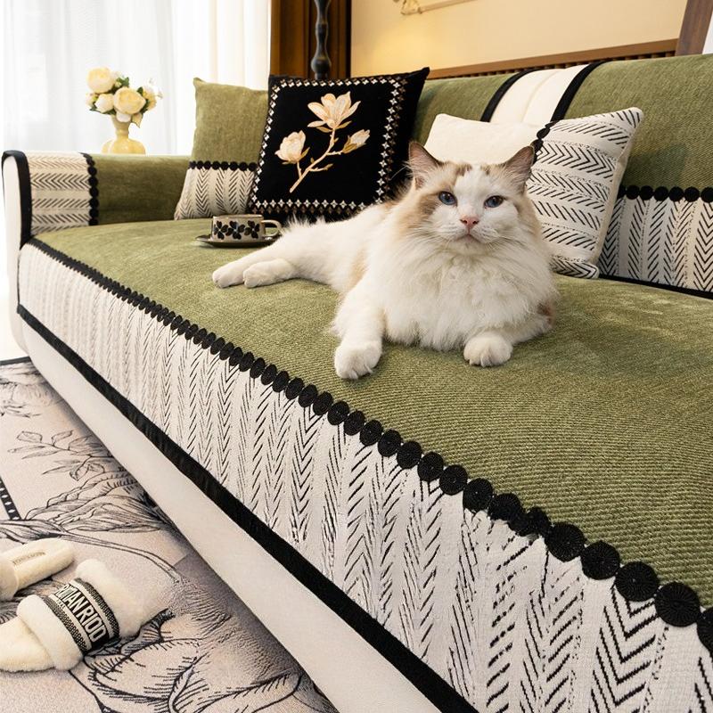 Premium Sense Medieval Sofa Cushion  New Four-Season Universal Chenille Seat Cushion Fixed Non-Slip Cover Cover Cloth