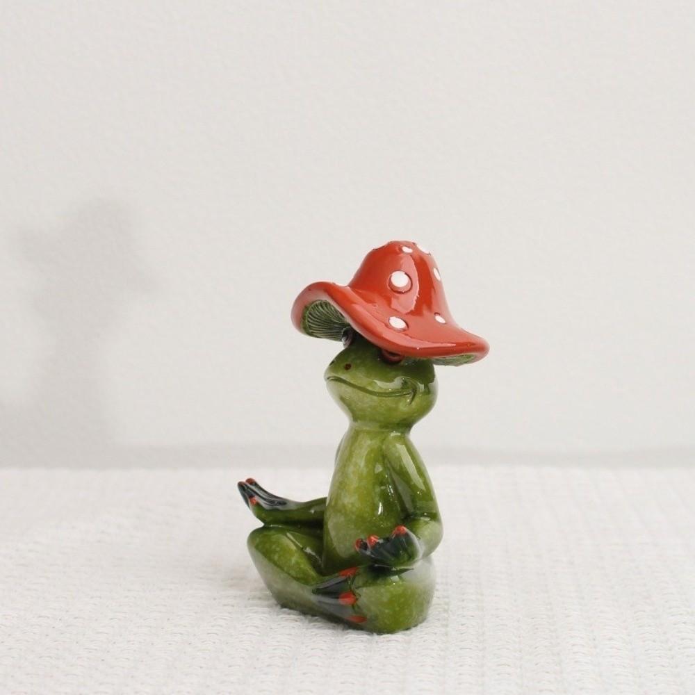Handmade Yoga Frog Figurine Cartoon Mushroom Frog Statue Aesthetic Meditation Statue Garden Decor