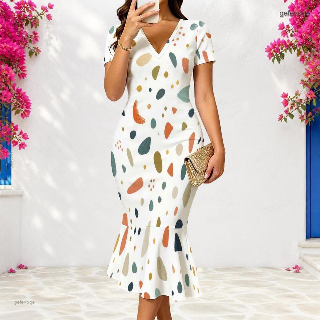 Women Plus Size V Neck Short Sleeve Geometric Printed Fitted Fishtail Dress
